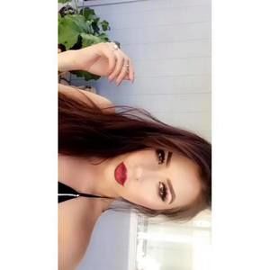 Meet your Posher, Katia